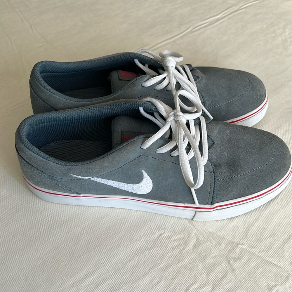 Nike Men’s Satire Suede Armory Slate Shoe 536404-414  Size 9.5